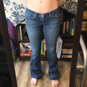 Women’s Levi’s Jeans
